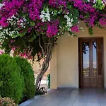 Magnolia-luxury With Stunning Sea View וילה *