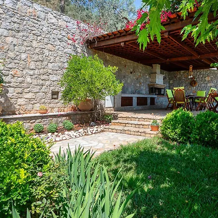 Вилла Magnolia-luxury With Stunning Sea View