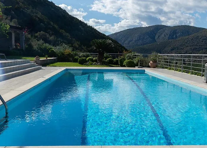 Magnolia-luxury With Stunning Sea View Villa